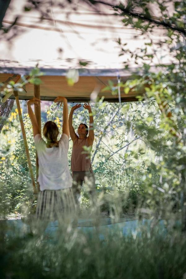 Bodhi Farms Hotel โบซแมน ภายนอก รูปภาพ