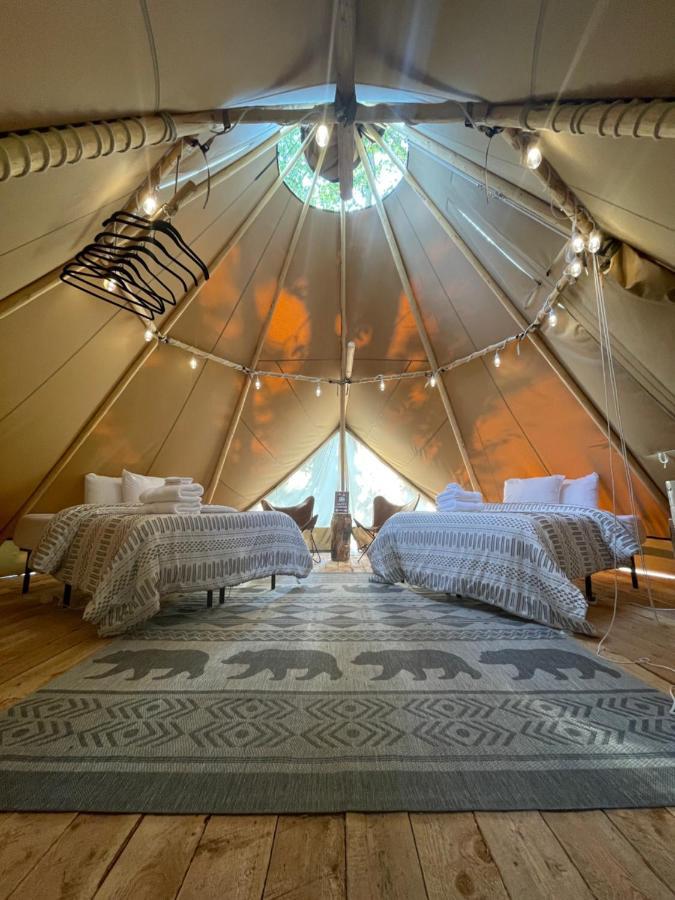 Bodhi Farms Hotel โบซแมน ภายนอก รูปภาพ